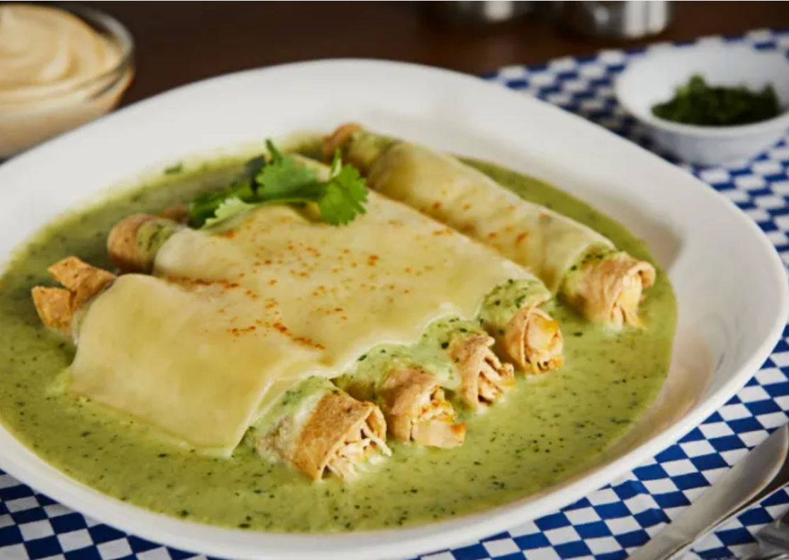 Enchiladas de Pollo en Salsa Verde